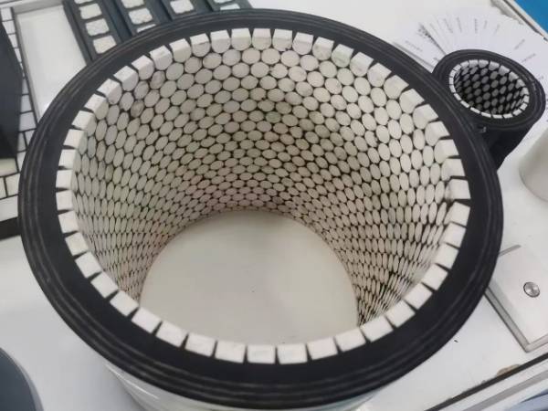 A top view of ceramic lined rubber hose cross section