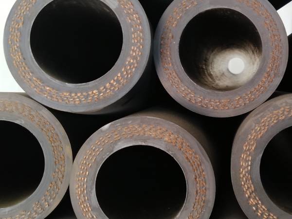 Front view of a pack of peristaltic pump hoses